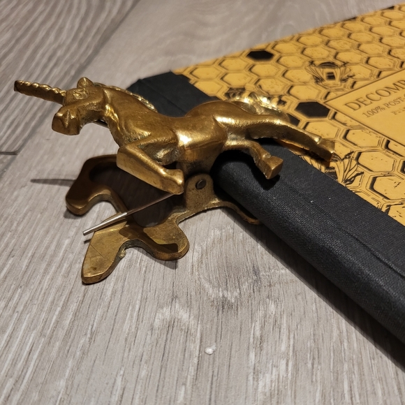 Vintage Brass Unicorn Clip - Picture 2 of 11